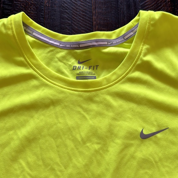 Nike Dri-Fit Neon Yellow Long Sleeve Running Shirt - Picture 2 of 3